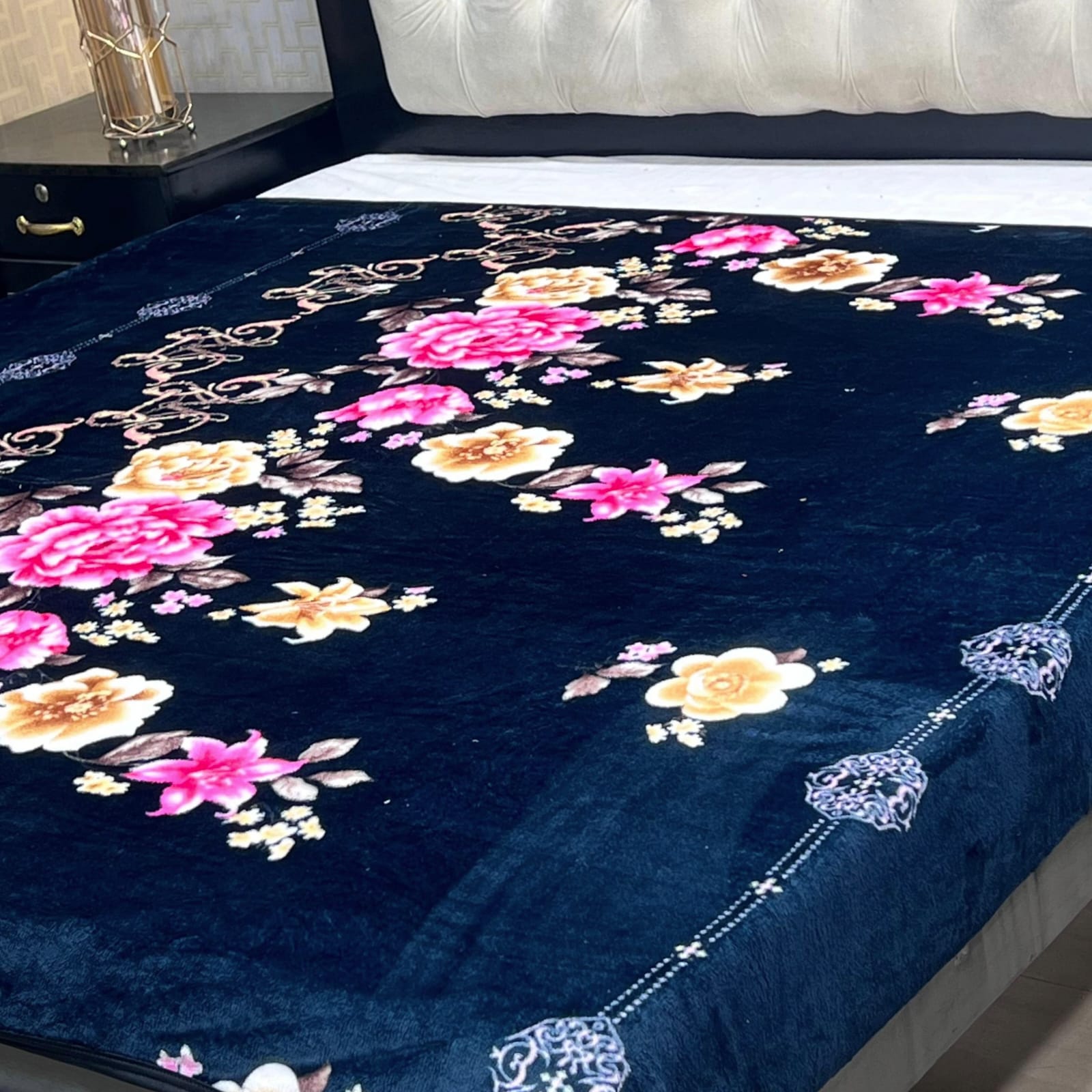 Premium Double Blanket Comble