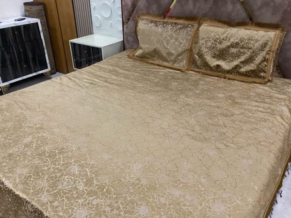 Velvet Texture Bedsheet 3 Piece